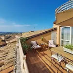 Lauri 3* Macerata
