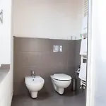 Lauri Otel Macerata