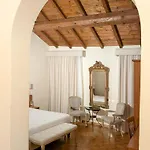 Lauri 3* Macerata