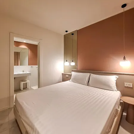 Hotel Lauri 3*