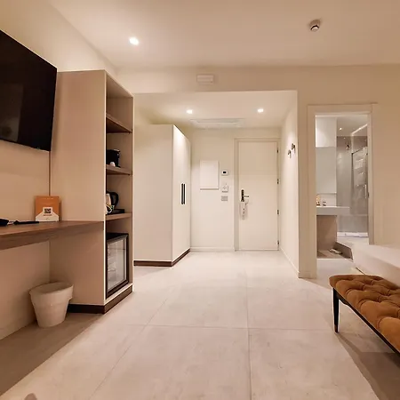 Otel Lauri 3*