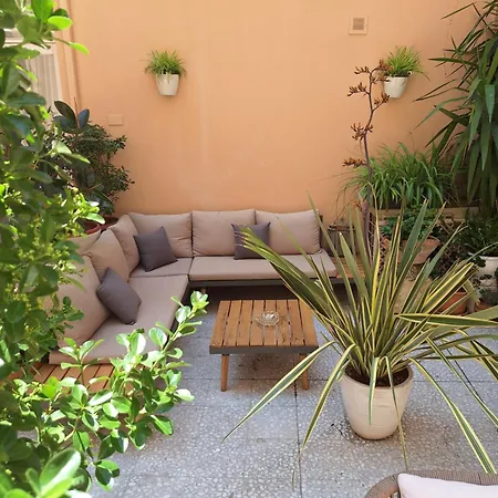 Lauri Otel Macerata