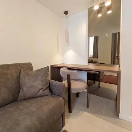 Lauri 3* Macerata