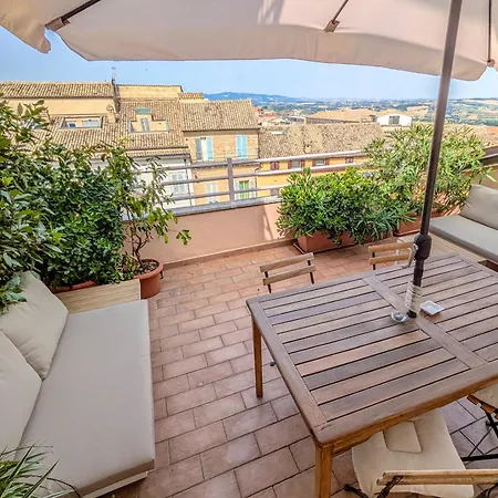 Otel Lauri Macerata