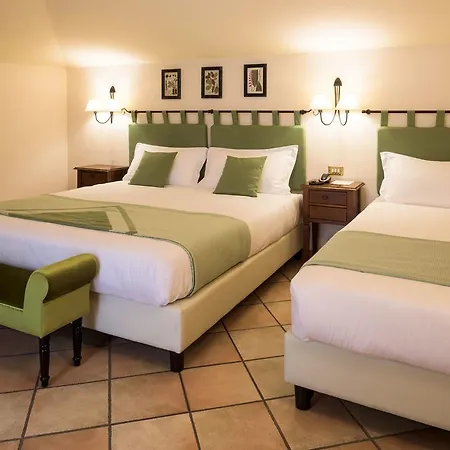 Otel Lauri 3*