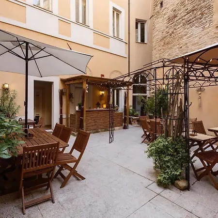 Lauri Hotel Macerata