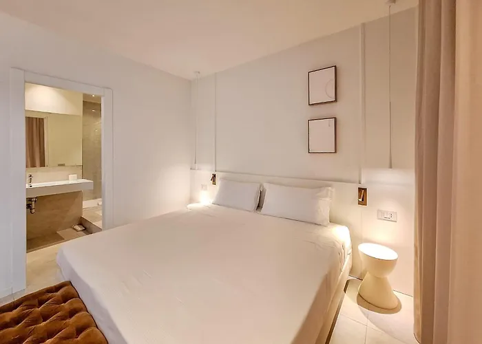 Ξενοδοχείο Lauri 3*